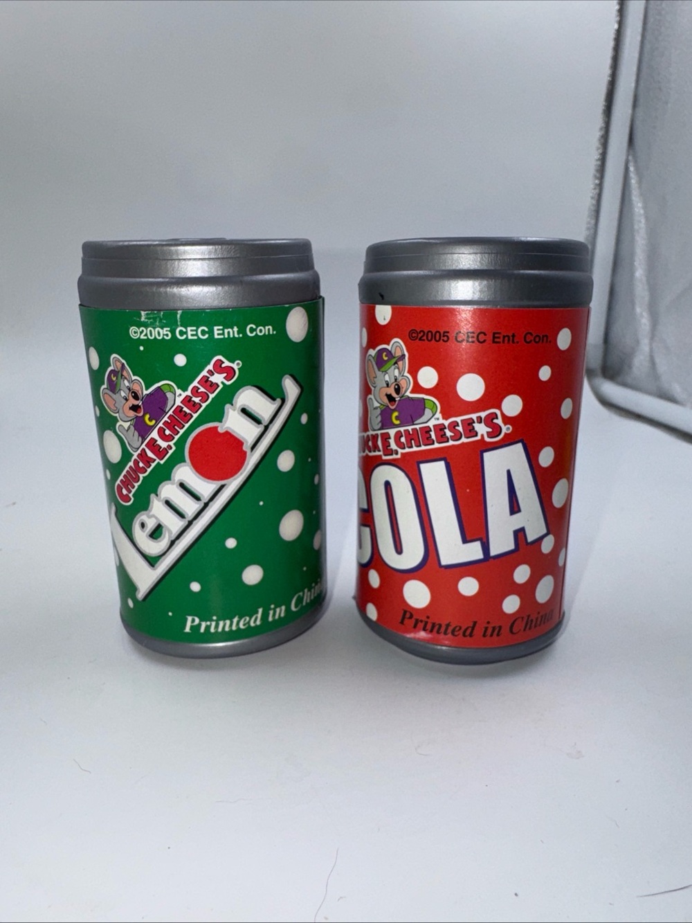 Chuck E Cheese 2005 Plastic Lemon & Cola Soda Can Toy About 3.5” Lot Of 2 - Picture 4 of 9
